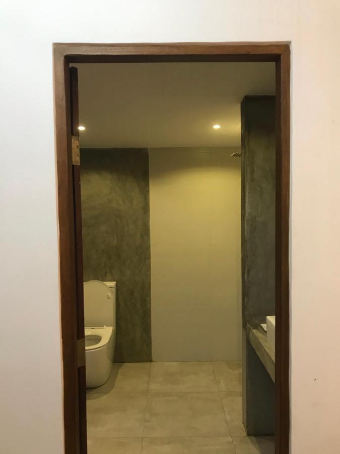 The Loft Hotel Midigama Exterior photo
